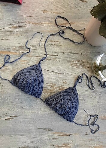 Mavi bikini 