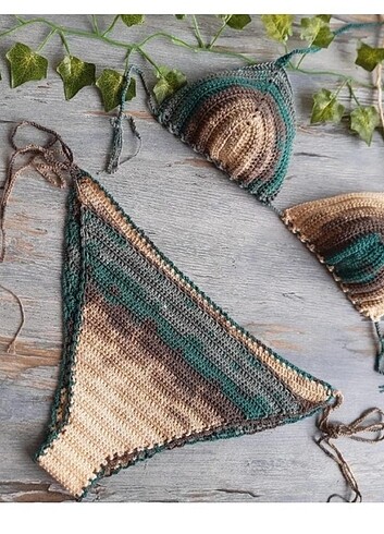 Renkli bikini takım