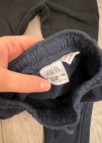 Zara Erkek Çocuk Siyah ve Lacivert Rahat Eşofman Altı