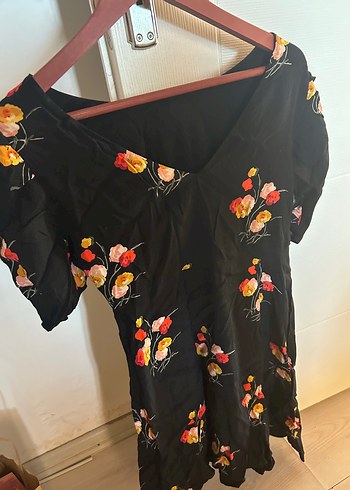 s Beden çeşitli Renk Çiçek Desenli Zara Elbise