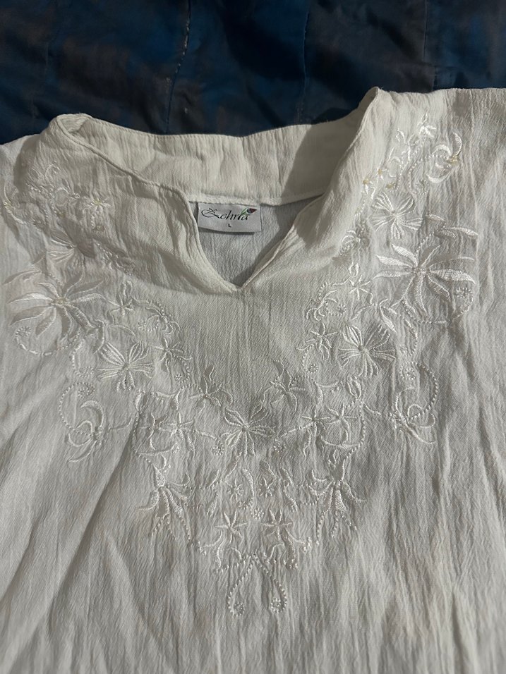 Bohem şike bezi V Yaka Kısa Kollu Beyaz Kadın Bluz - Görsel 3