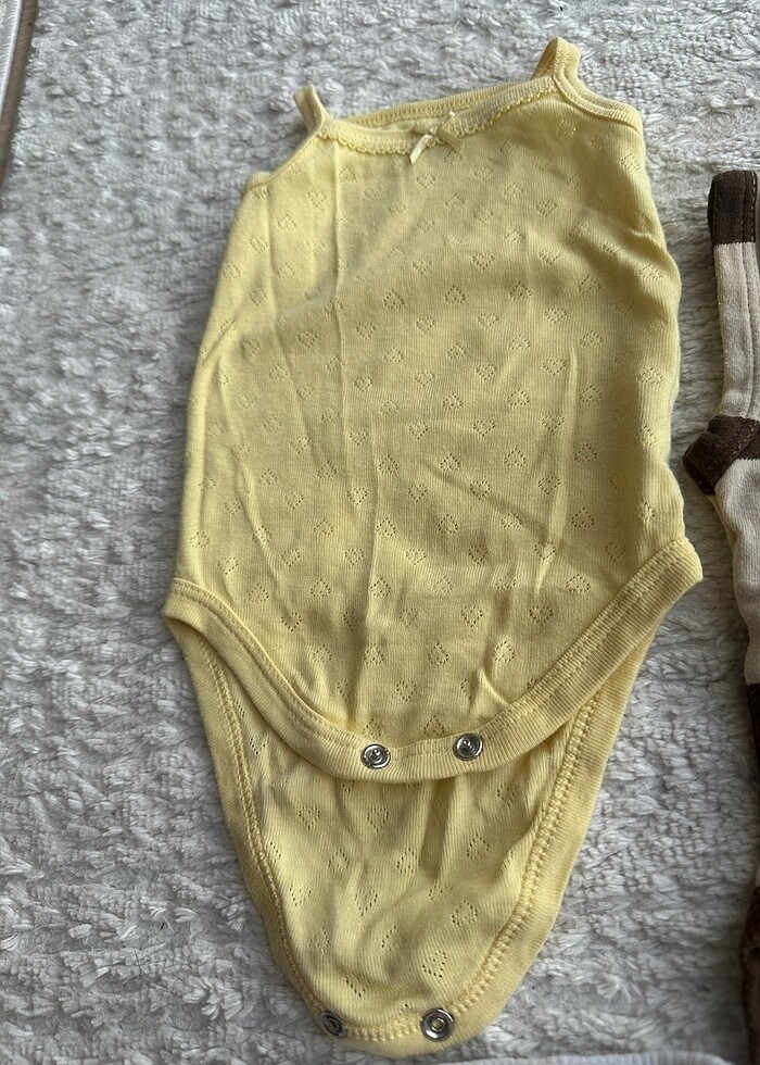 Sarı olan yeni diğerleri hediye - Görsel 3