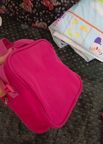 Pembe Barbie Çocuk Beslenme Çantası - Görsel 5