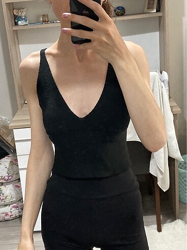 siyah askılı crop