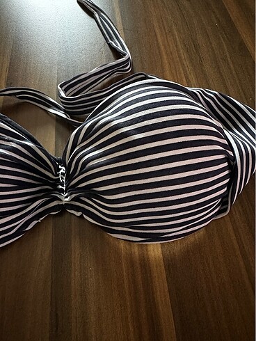 H&M Dolgulu çizgi detay bikini