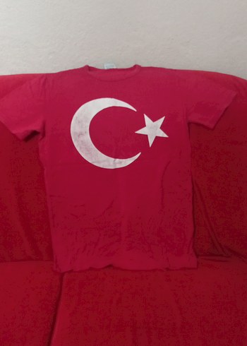 Kırmızı Baskılı Hamile Tişörtü - Görsel 2