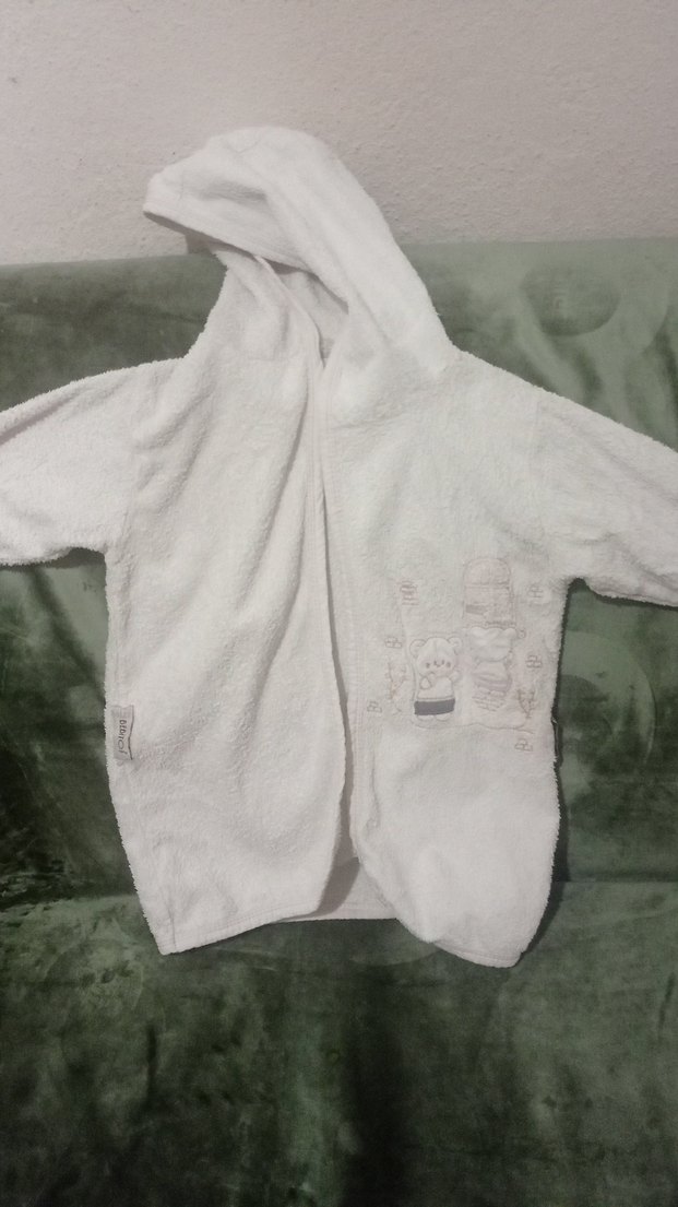 Kapüşonlu Beyaz kız Çocuk Bornoz - Görsel 2