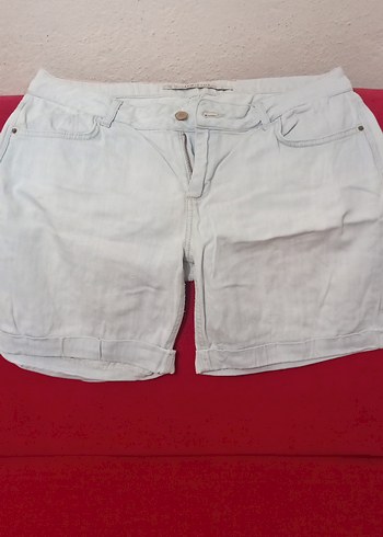 Beyaz Pamuklu Rahat Kesim Mini Kot Şort - Görsel 5