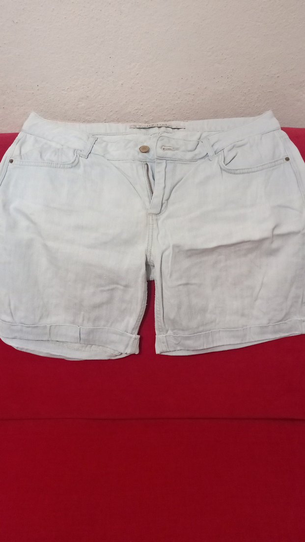 Beyaz Pamuklu Rahat Kesim Mini Kot Şort - Görsel 5