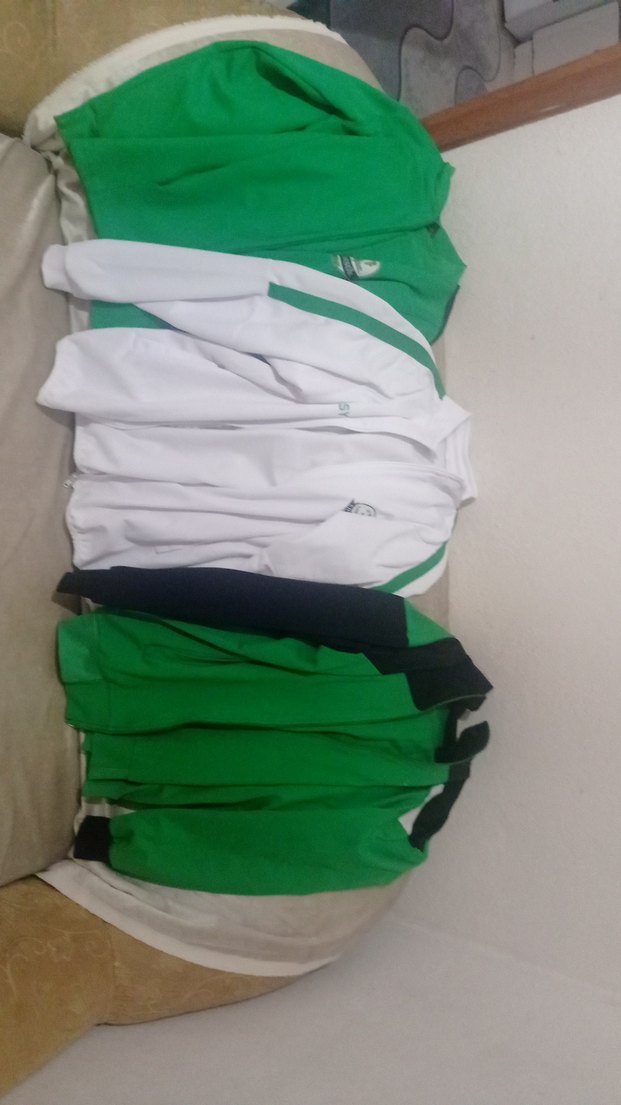 10 11 yaş 3 adet hirka - Görsel 2