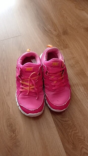 orijinal nike spor ayakkabı 