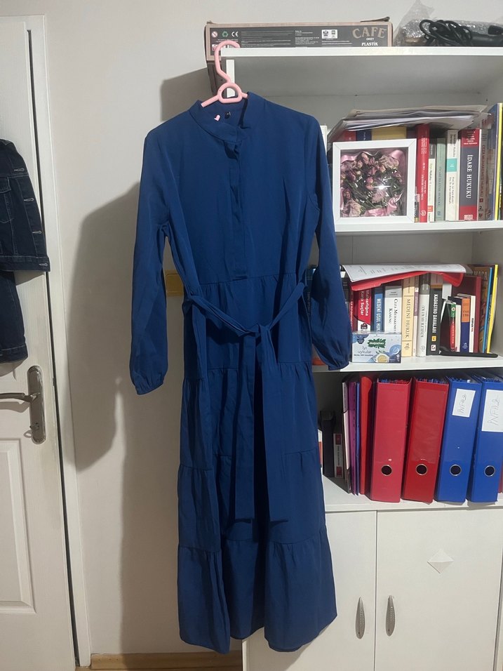 Uzun Kollu Lacivert Elbise - Görsel 2