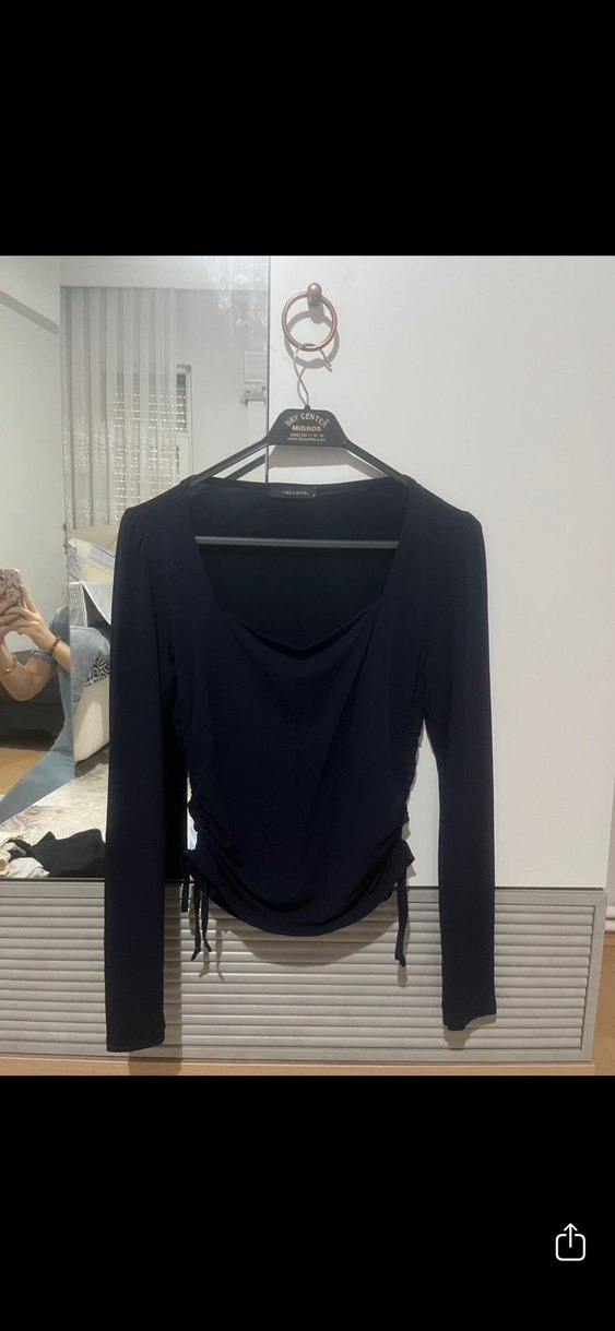 Uzun Kollu Mini Bluz, Koyu Lacivert, Dar Kesim - Görsel 4