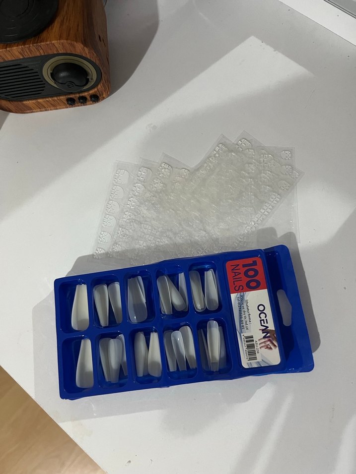 Takma tırnak ve yapıştırıcı bant seti - Görsel 2