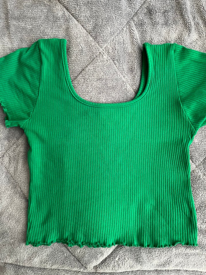 H&M Yeşil Fitilli Crop Bluz — görsel 2/4