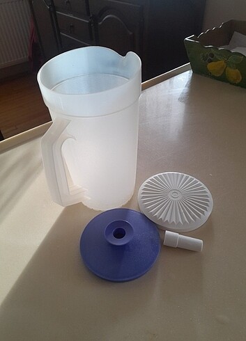  Beden Tupperware erzak kutusu 