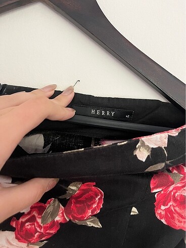 xl Beden Herry marka straplez elbise
