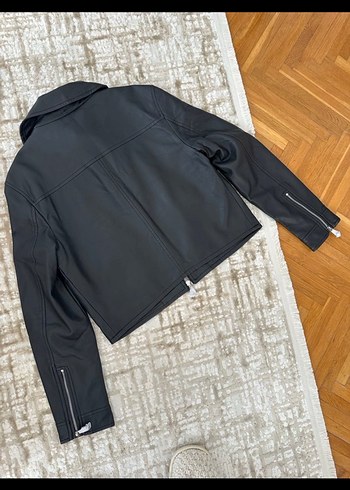 Stradivarius Siyah Deri Ceket - Görsel 4