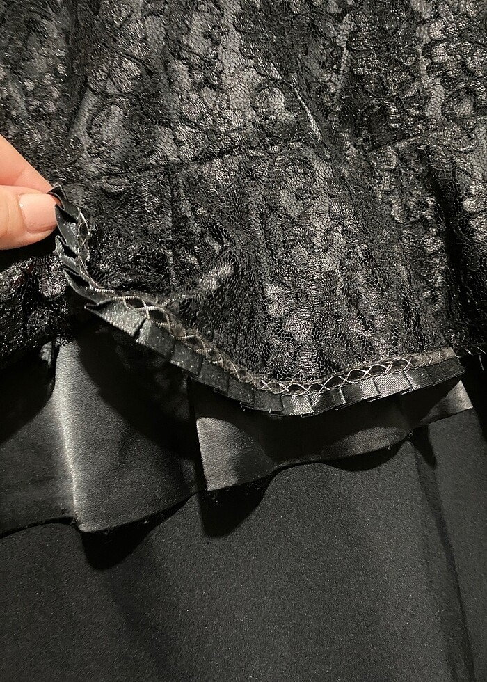 Siyah güpür kalem elbise - Görsel 2