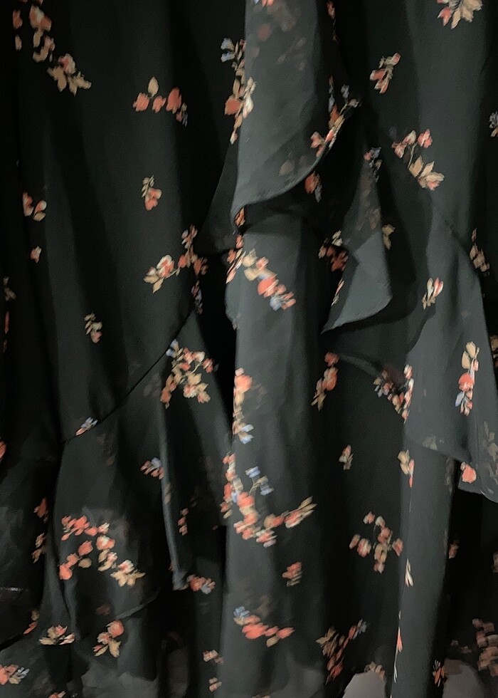 Şifon çiçekli mini elbise - Görsel 4