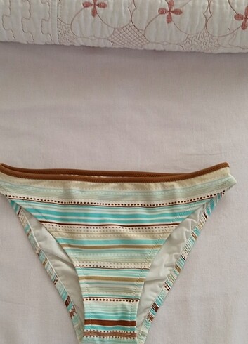 Bikini altı Kom 