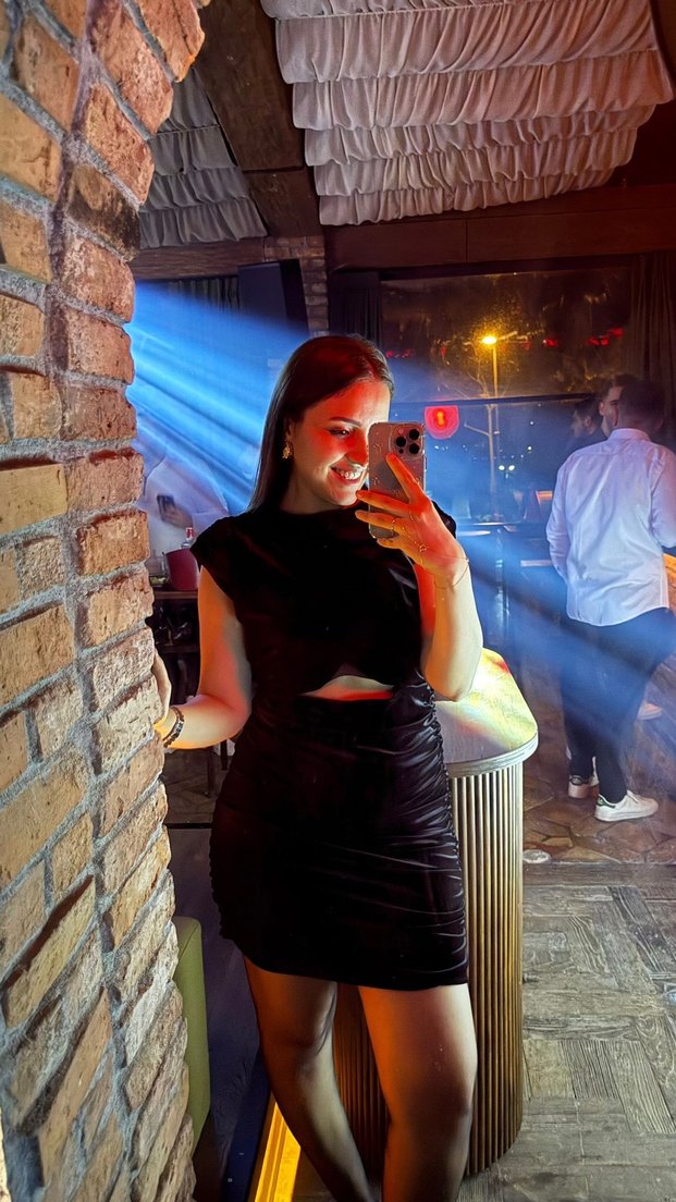 Zara Mini Kadife Elbise - Görsel 3