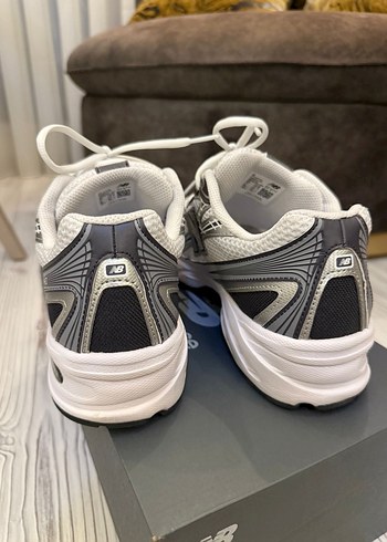 New Balance Beyaz Gri Spor Ayakkabı - Görsel 5