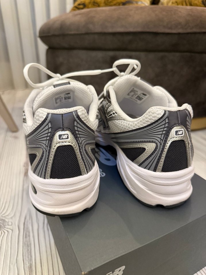 New Balance Beyaz Gri Spor Ayakkabı - Görsel 5