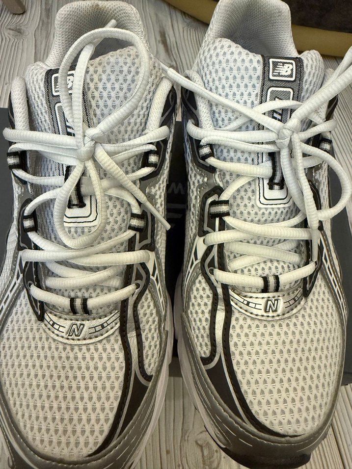 New Balance Beyaz Gri Spor Ayakkabı - Görsel 3