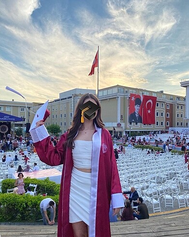 İstanbul aydın üniversitesi cübbe ve kep