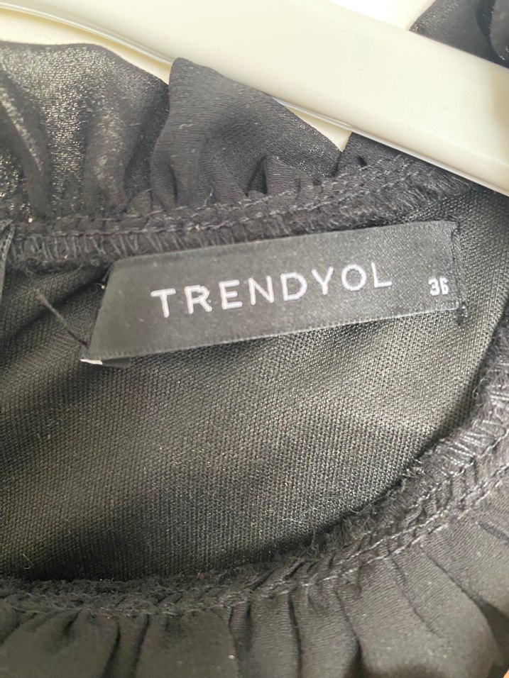 Siyah Uzun Kollu Midi Gotik Mezuniyet Elbisesi - Görsel 3