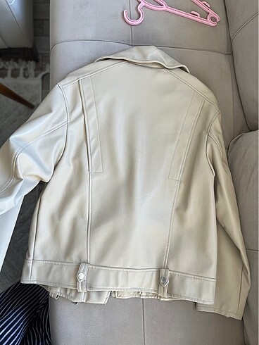 s Beden ten rengi Renk BERSHKA oversize deri ceket