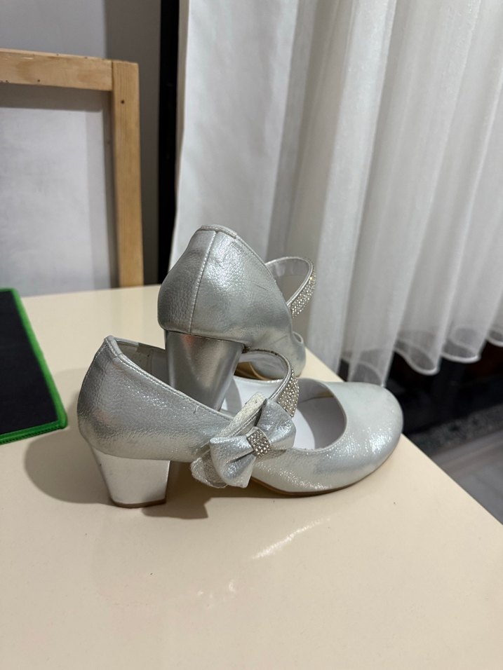 Kız Çocuk Beyaz Tokalı Babet - Görsel 5