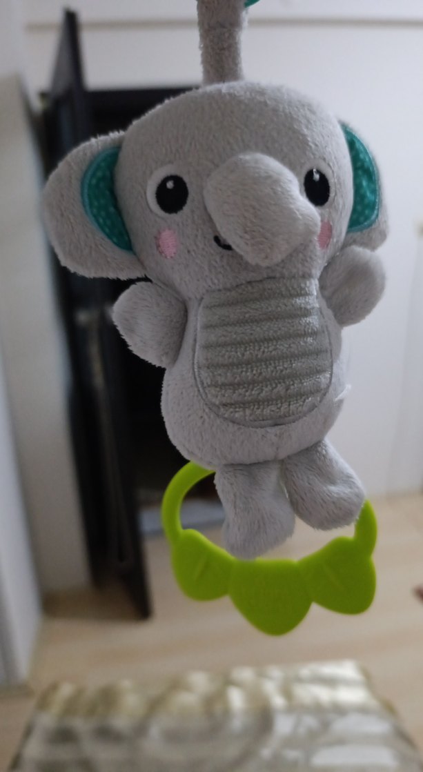 Gri Fil Diş Kaşıyıcı ve Çıngırak - Görsel 3