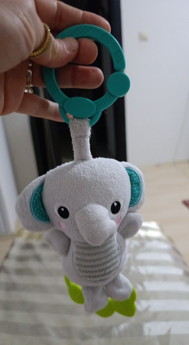 Gri Fil Diş Kaşıyıcı ve Çıngırak - Görsel 2