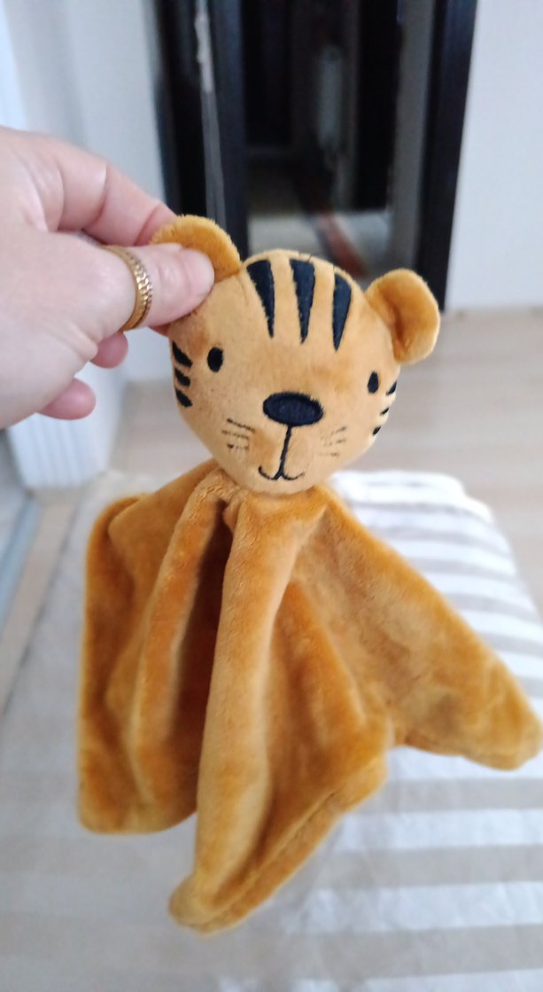 Parlak kahverengi peluş oyuncak - Görsel 2