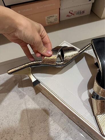 38 Beden altın Renk Gold terlik