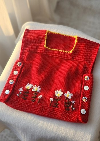 Nakışlı Kız Çocuk Kırmızı Triko Süveter - Görsel 2