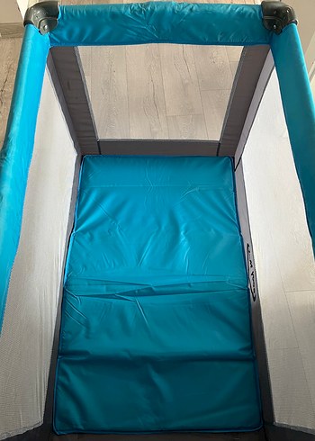 Gri ve Turkuaz  Park Yatak - Görsel 6