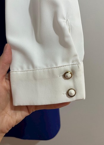 Düğmeli Mavi yelek ve gömlek - Görsel 3