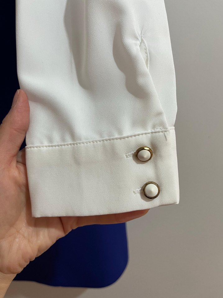 Düğmeli Mavi yelek ve gömlek - Görsel 3