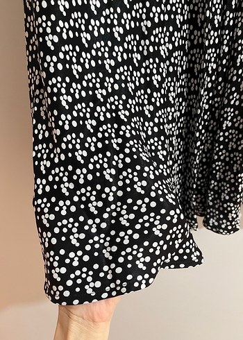 Kadın Siyah Midi Piliseli saten etek - Görsel 2