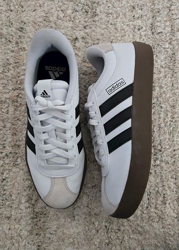 Adidas Beyaz Platform Spor Ayakkabı