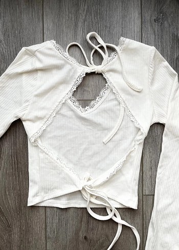 Stradivarius Urban outfitters zara mango