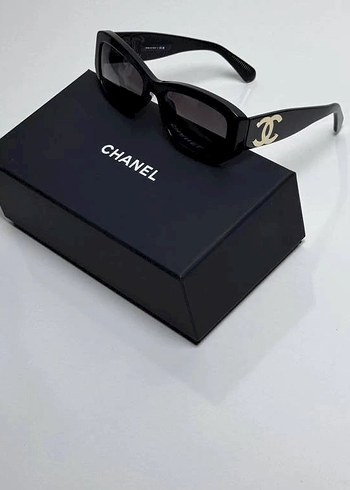 Chanel Siyah Parlak Kadın Güneş Gözlüğü