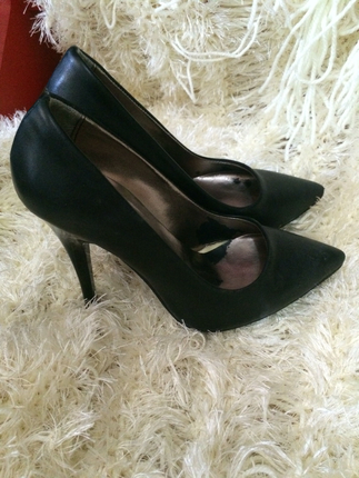 35 Beden Siyah Stiletto