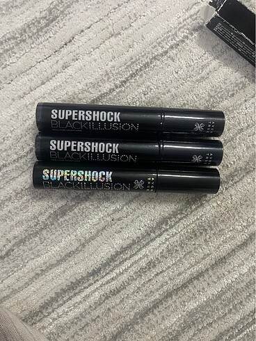 AVON SUPERSHOCK MESMERIZED RIMEL YEŞİL