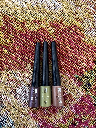 AVON TOZ FARLAR