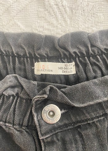 Siyah Bel Detaylı Kız çocuk Denim Mini Şort - Görsel 3