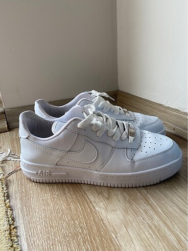 nike air force dar geldiği için satıyorum